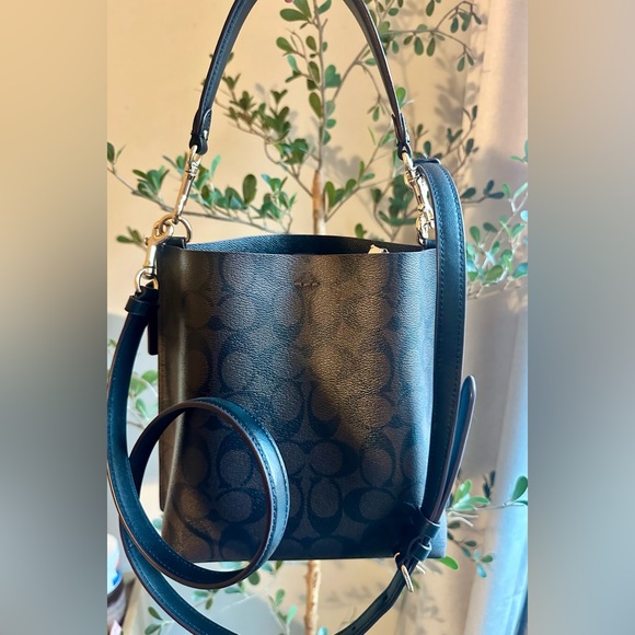 Coach Brown and Black Signature mollie bucket Bag - Picture 2 of 10